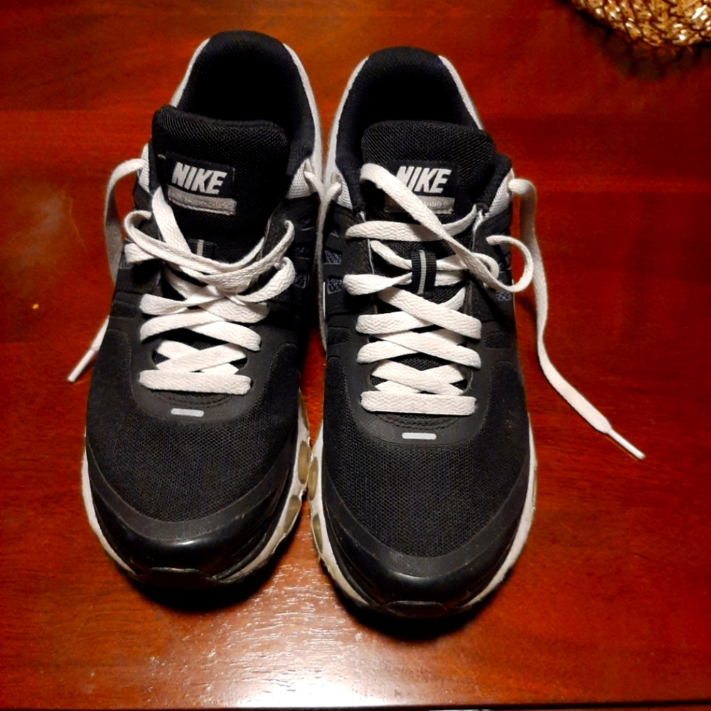 Pair of Nike gym shoes